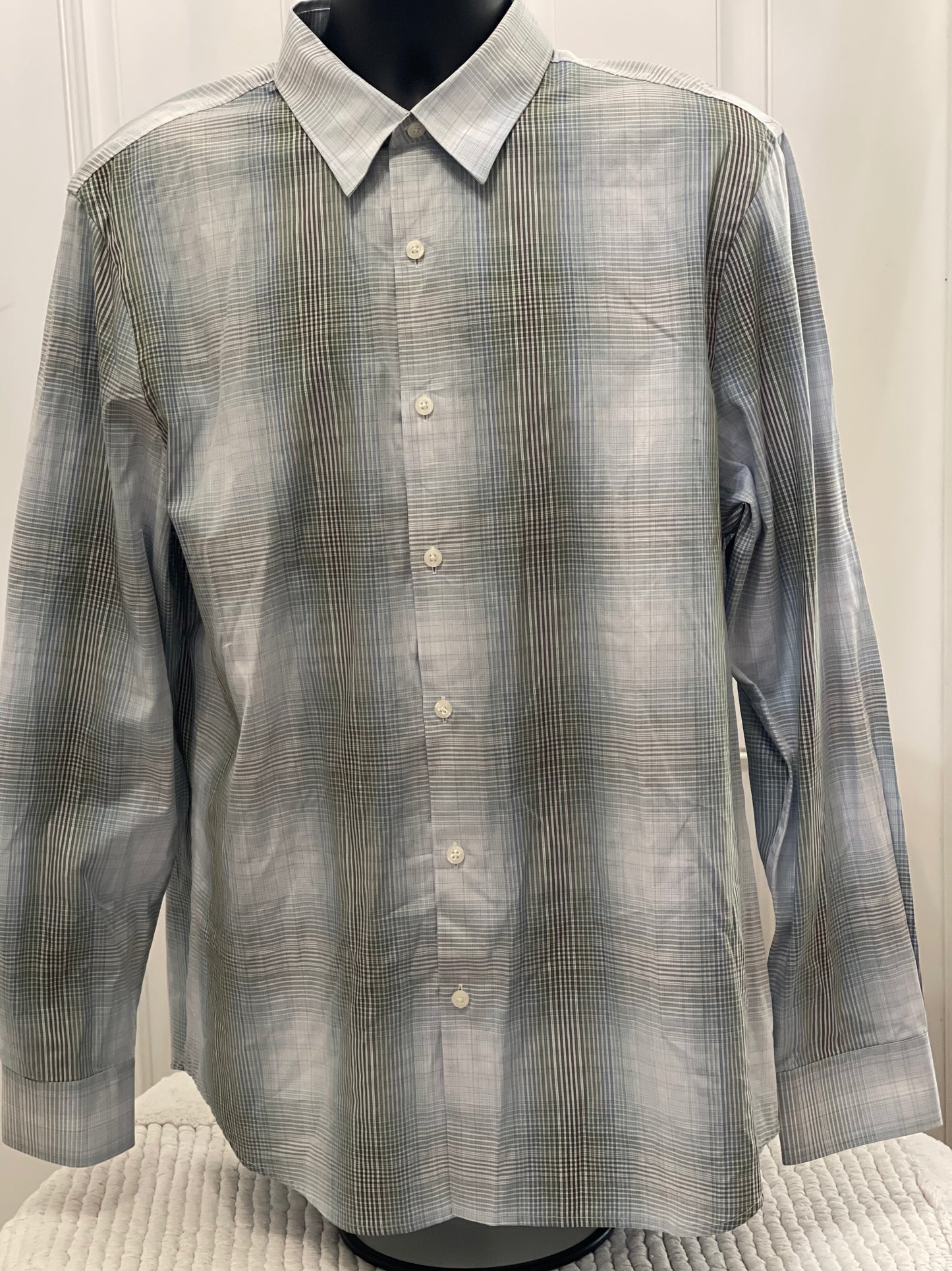 Perry Ellis Dress Shirt